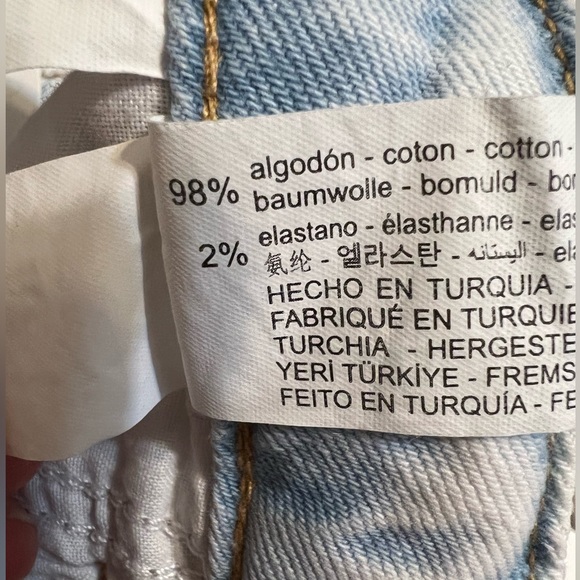 Zara High Rise Flared Slim Fit Jeans (v2) - Picture 10 of 10